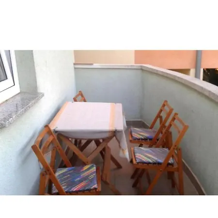 Apartman *
